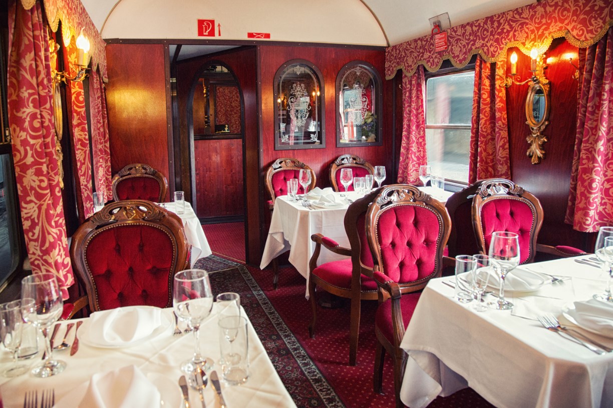 B&B Blue Train  Salon Deluxe